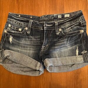Buckle Miss Me jean shorts